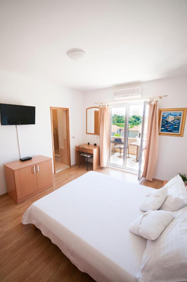 Zupa Dubrovacka Guest House Mlini Exterior photo