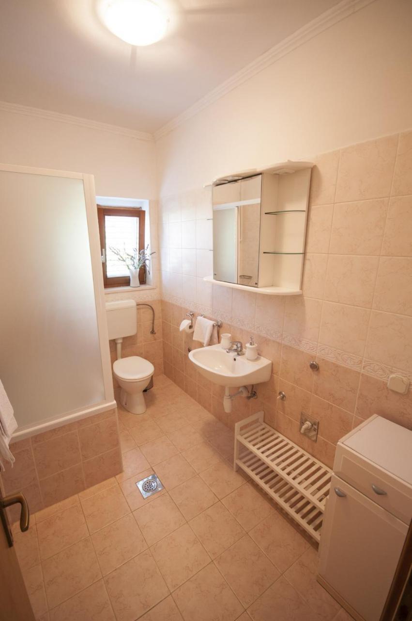 Zupa Dubrovacka Guest House Mlini Exterior photo