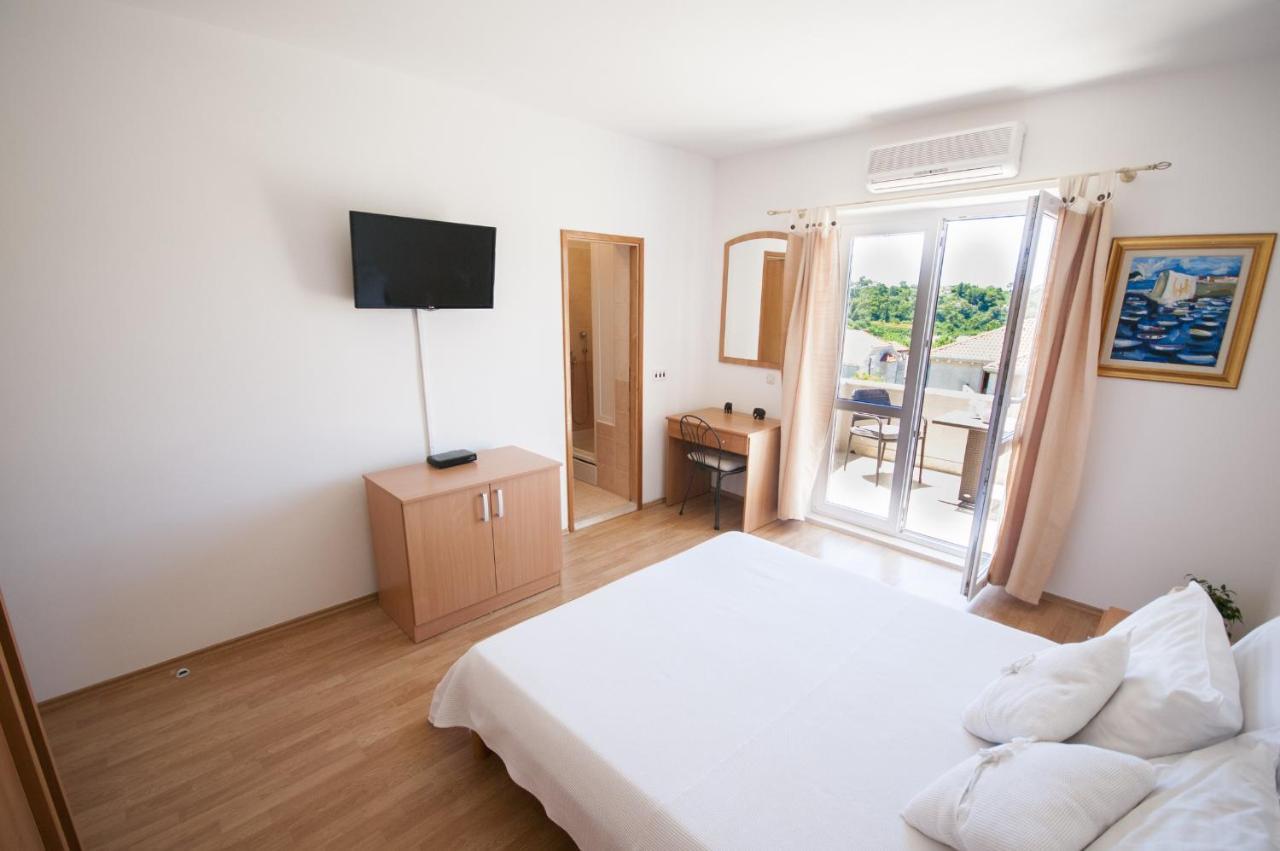 Zupa Dubrovacka Guest House Mlini Exterior photo